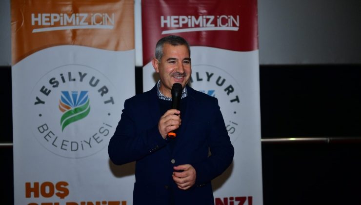 Başkan Çınar’dan öğrencilere karne hediyesi