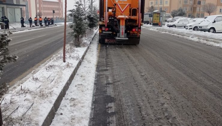 Belediye Başkanı Mehmet Savran “Karla mücadele kaza oranlarını etkiliyor”
