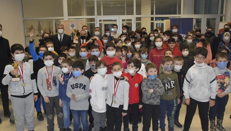 Biga’da satranç turnuvası heyecanı