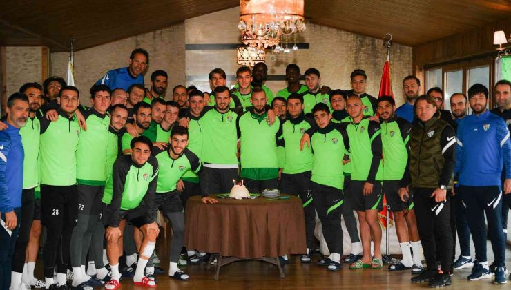 Bursaspor’da Büyükşehir Belediye Erzurumspor maçı hazırlıkları devam ediyor