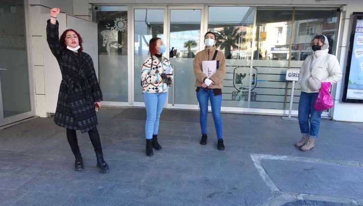 CHP’li belediyenin ulaşım zammını öğrenciler protesto etti