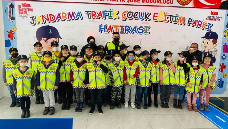 Çocuklara erken yaşta trafik eğitimi