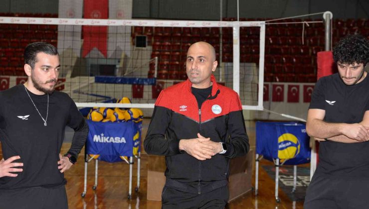 Çukurova Belediyespor Antrenörü Uysal: “Hedefimiz Sultanlar Ligi”