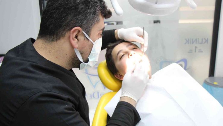 Diş çürümelerinde sebep yüzde 85’le aşırı şekerli besinler