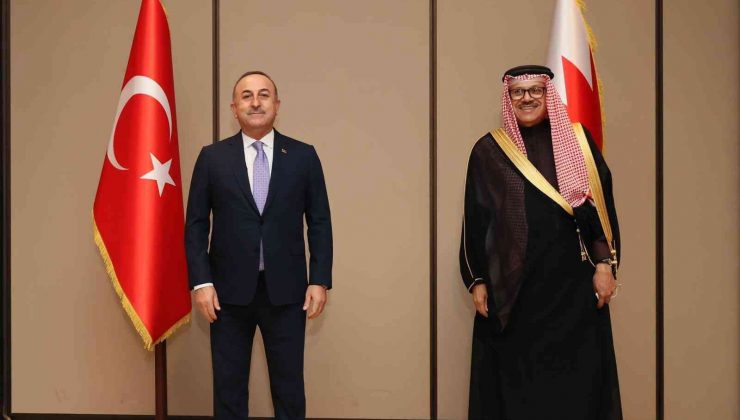 Dışişleri Bakanı Çavuşoğlu, Bahreyn Dışişleri Bakanı Al Zayani ile bir araya geldi