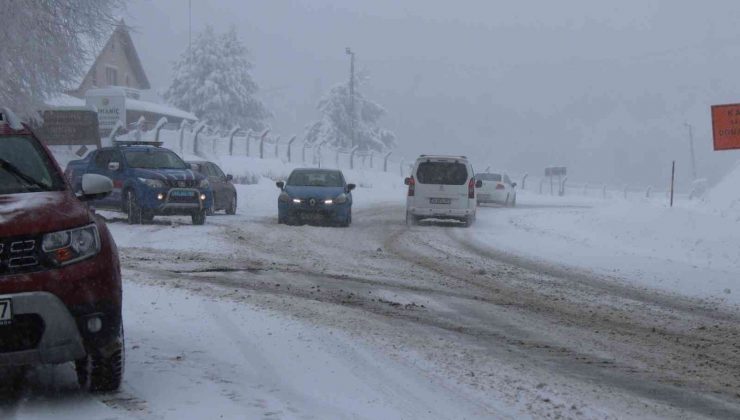 Domaniç Kaymakamlığı’ndan kar, tipi ve buzlanma uyarısı