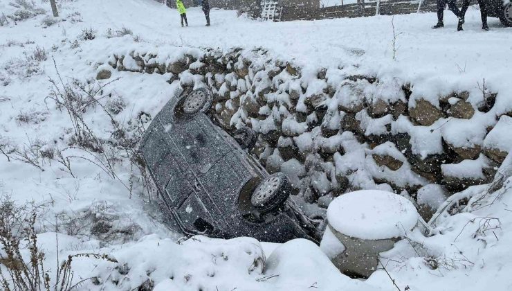 Dursunbey’de kar kazaları da beraberinde getirdi
