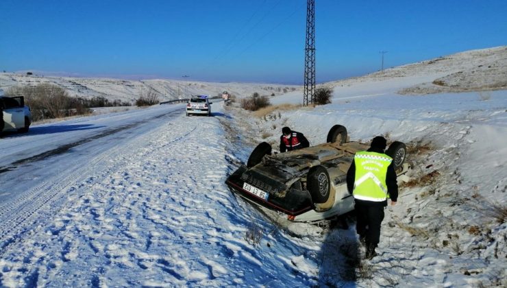Evden hastaneye gitmek için yola çıkıp, ambulansla hastaneye vardılar