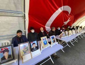 Evlat nöbetindeki baba Begdaş: “Siyasi partiler bir araya gelirse evlatlarımızı kurtarırlar”