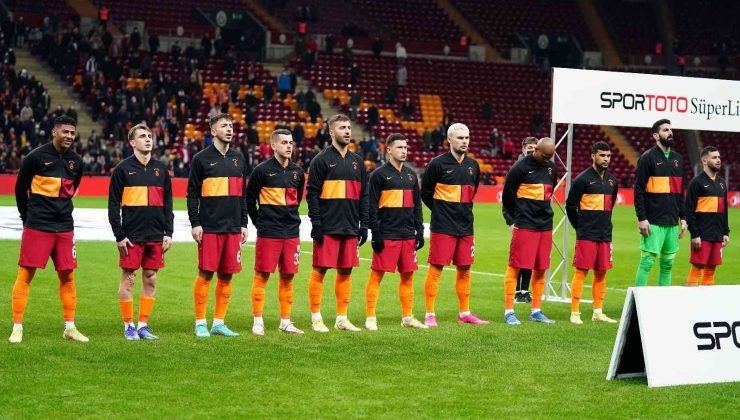 Galatasaray çıkış arıyor