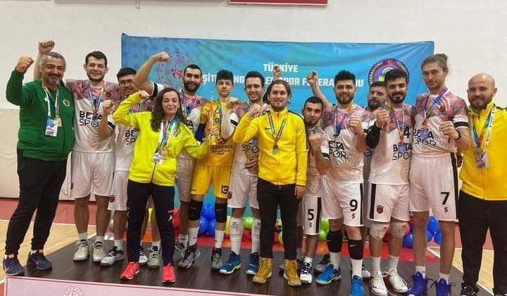 Gölcük İşitme Engelliler Erkekler Voleybol Takımı, Türkiye şampiyonu