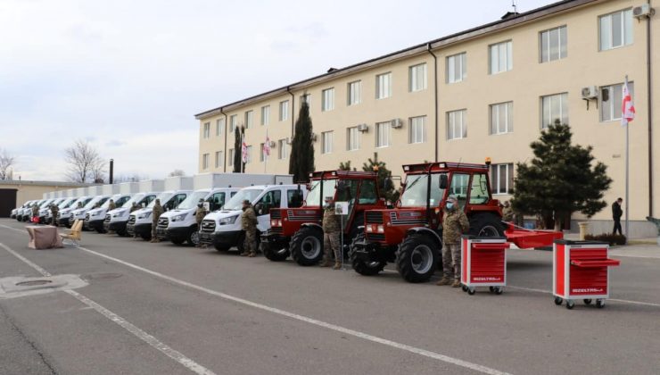 Gürcistan Savunma Bakanı Burculadze: “Türkiye, savunma kuvvetlerimizin güçlendirilmesine çok aktif şekilde destek sağlıyor”
