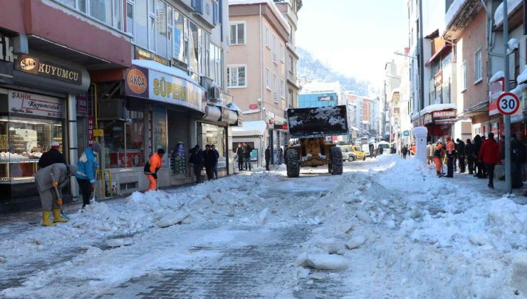 Havza’da karla mücadele