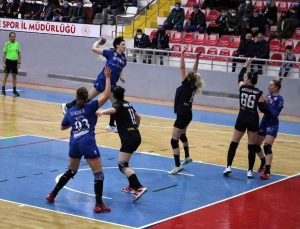 Hentbol Kadınlar Türkiye Kupası: Yalıkavakspor: 43 – Yozgat Aile ve Sosyal Politikalar GSK: 20