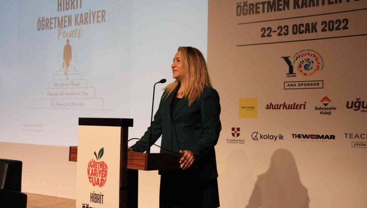‘Hibrit Öğretmen Kariyer Fuarı’ başladı