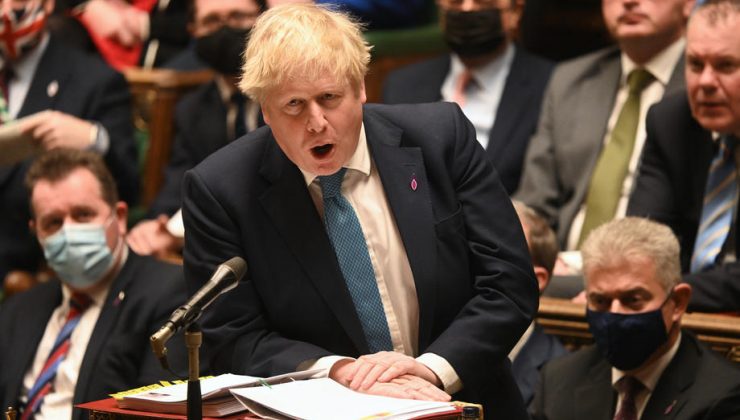İngiltere Başbakanı Johnson “Partygate” skandalı için özür diledi