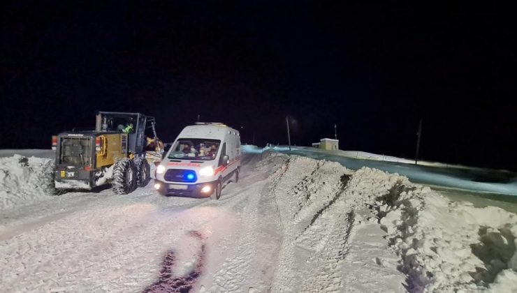 Jandarma ekipleri hasta kurtarmaya devam ediyor