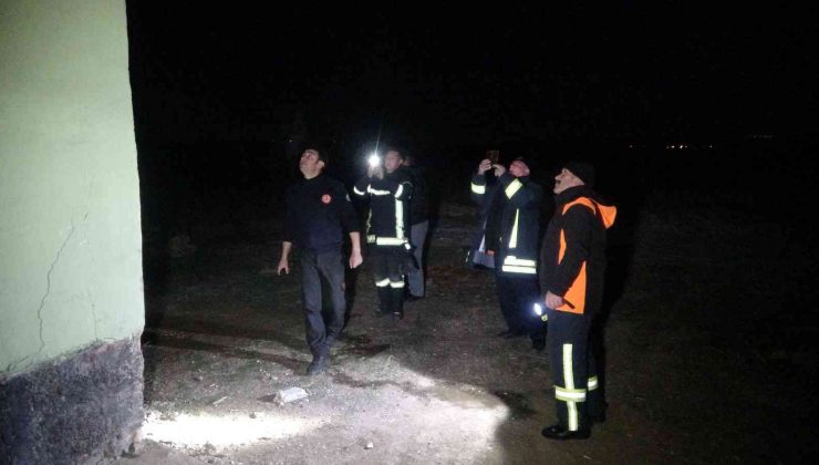 Kayseri’de 4.9’luk depremde evler hasar gördü