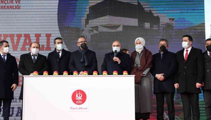 Keçiören’de 35 yeni spor tesis açıldı, Gençlik Merkezi’nin temeli atıldı