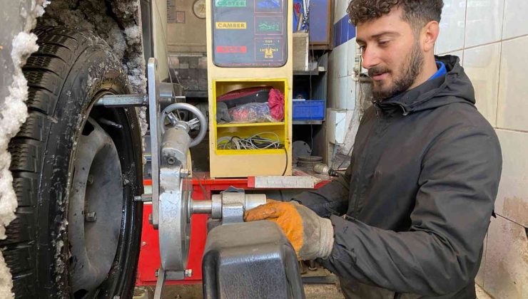 Kış lastiği taktırmakta geciktiler, kar yağışından sonra randevu bulamadılar
