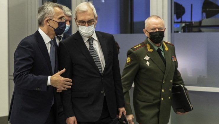 NATO Genel Sekreteri Stoltenberg: “Rusya, Ukrayna’ya karşı herhangi güç kullanımında ciddi sonuçlarla yüzleşmek zorunda kalacak”