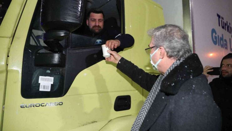 Sakarya’dan soğuk havada iç ısıtan görüntüler