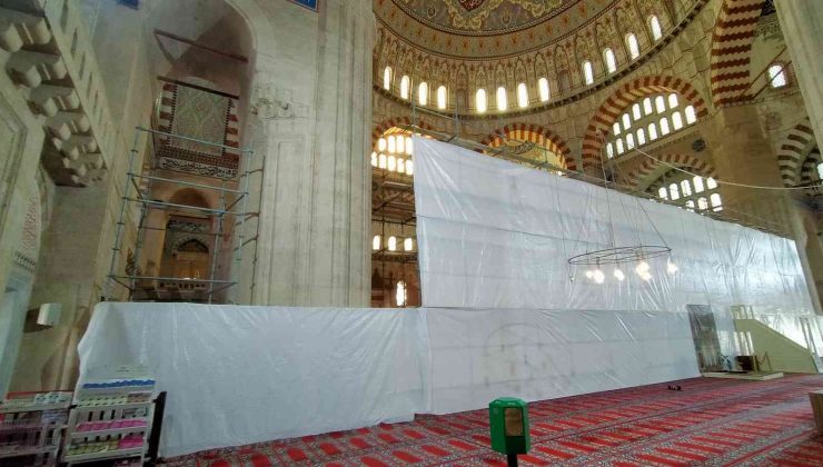 Selimiye Camii’nde geçici ibadet alanı oluşturuldu