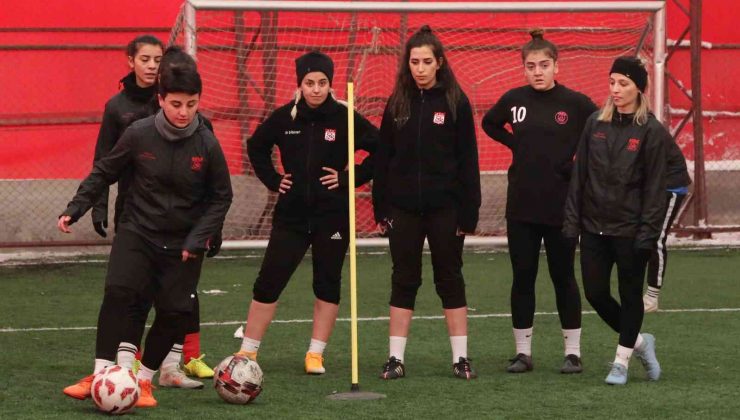 Sivasspor Kadın Futbol Takımı, galibiyete kilitlendi