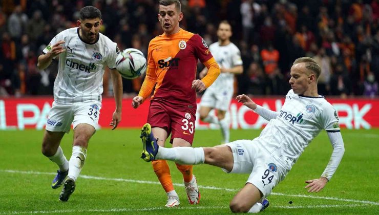 Spor Toto Süper Lig: Galatasaray: 1 – Kasımpaşa: 1 (İlk yarı)