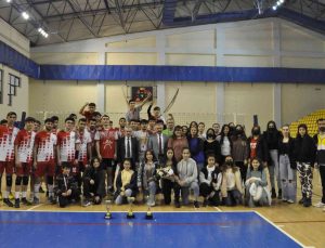 Sungurlu Belediyespor yenilgisiz şampiyon oldu