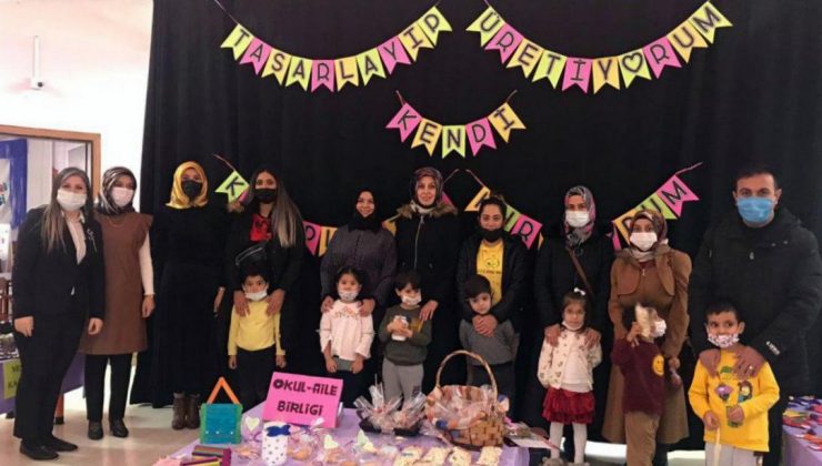 “Tasarlayıp Üretiyorum, Kendi Kitaplığımı Kuruyorum”