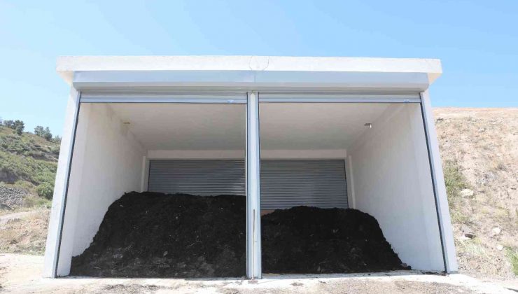 Toplanan dallardan 465 ton kompost malzeme elde edildi