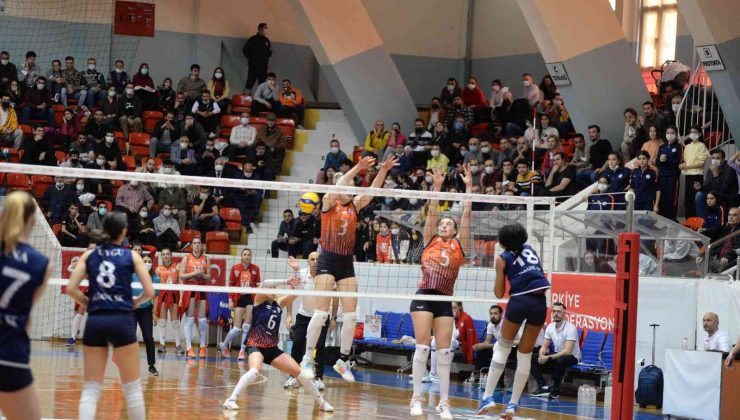 Vakıfbank maçı covid nedeniyle ertelendi