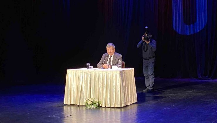 Yazar Hayati İnanç, Üsküdarlılar ile bir araya geldi