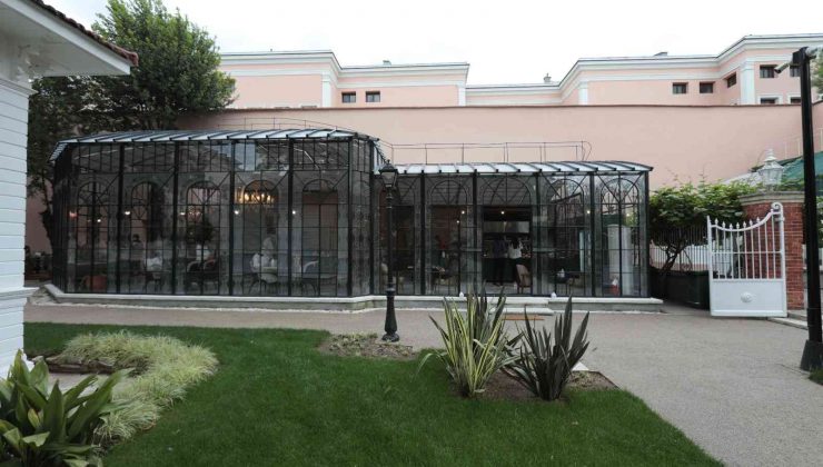 Yenilenen Milli Saraylar Resim Müzesi 1 yaşında