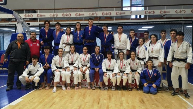 Yunusemreli judocular 23 madalyayla ümit verdi