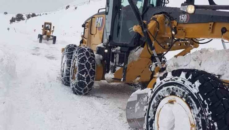 Büyükşehir’den en ücra bölgelerde bile karla mücadele çalışması