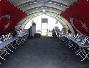 HDP önündeki ailelerin direnişi sürüyor