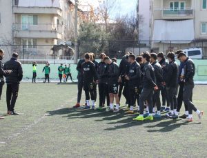 Liderliğe göz diken Genç Horozlar, gözünü Eyüp maçına kilitlendi