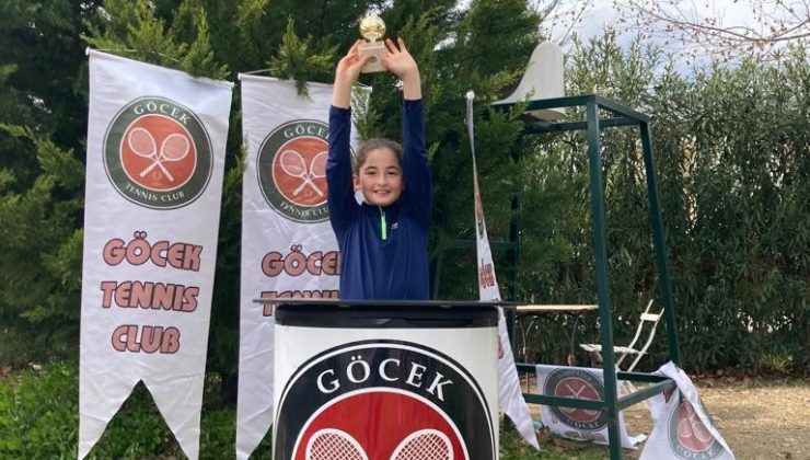 Milaslı sporcular tenisteki başarılarıyla gururlandırdı