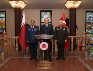 Milli Savunma Bakanı Akar, Katar Genelkurmay Başkanı Al-Nabet ile görüştü