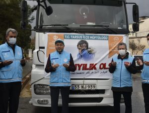 Tarsus’tan Suriye’ye 1 tır insani yardım malzemesi gönderildi