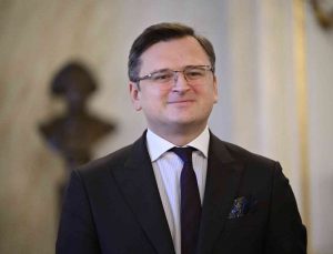 Ukrayna Dışişleri Bakanı Kuleba: “Ukrayna, Rusya ile mümkün olan her formatta müzakerelere hazır”